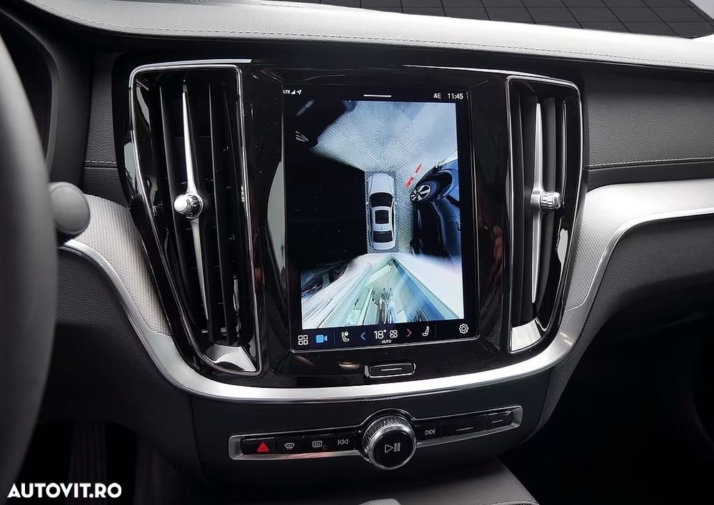 Volvo S60 T8 Recharge AWD Ultimate Dark - 23