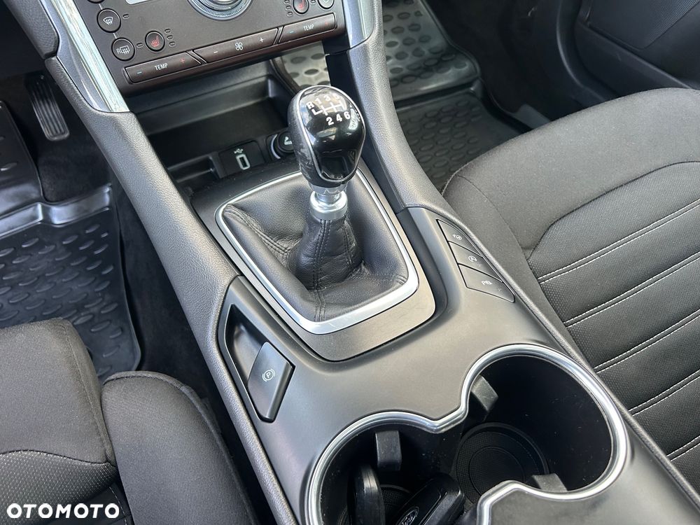 Ford Mondeo 2.0 TDCi STart-Stopp Titanium - 26