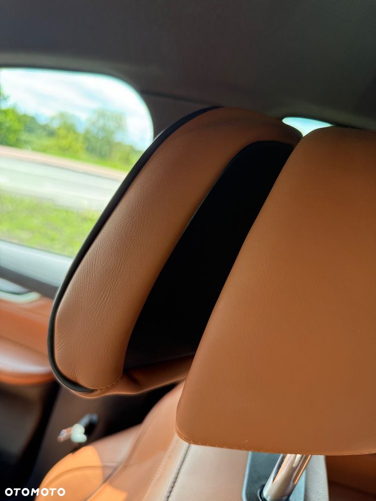 BMW X6 xDrive40d - 18