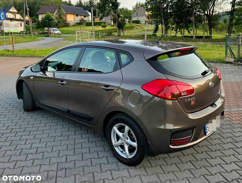 Kia Ceed 1.4 L - 26