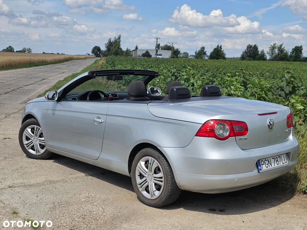 Volkswagen Eos 2.0 FSI - 3
