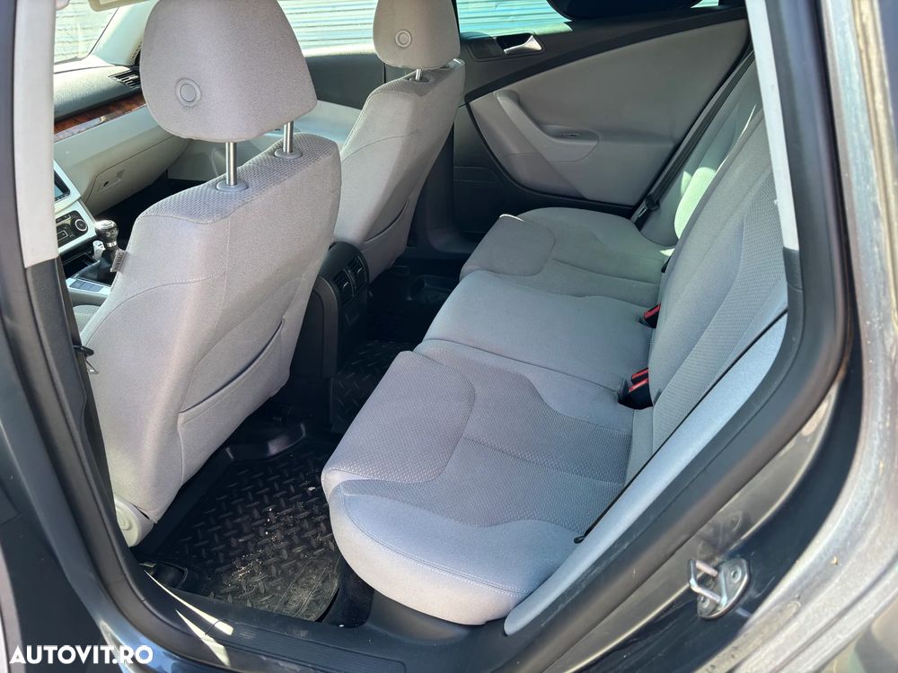 Volkswagen Passat 2.0 TDI Comfortline DPF - 14