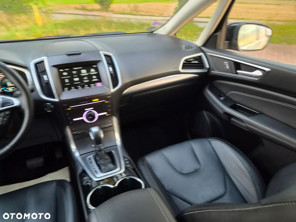 Ford S-Max 2.0 TDCi Titanium PowerShift - 21