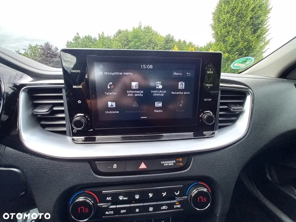 Kia Ceed 1.6 CRDi DCT Spirit - 28
