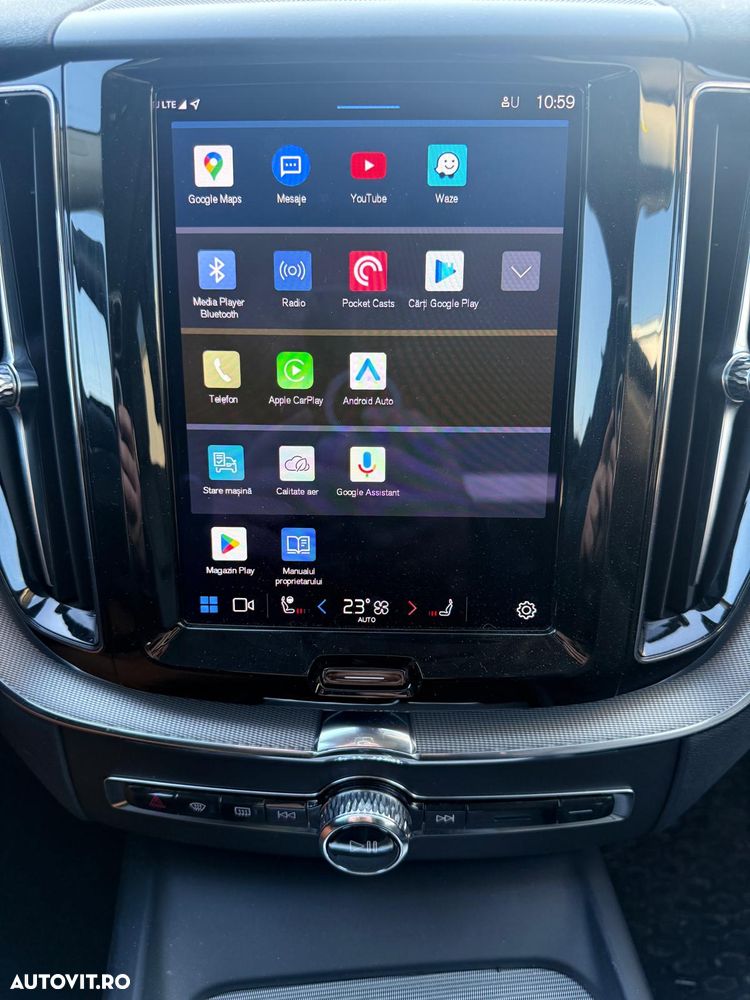 Volvo XC 60 B4 D Plus Dark - 14