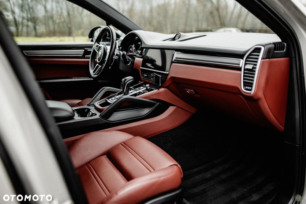 Porsche Cayenne E-Hybrid Platinum Edition - 20