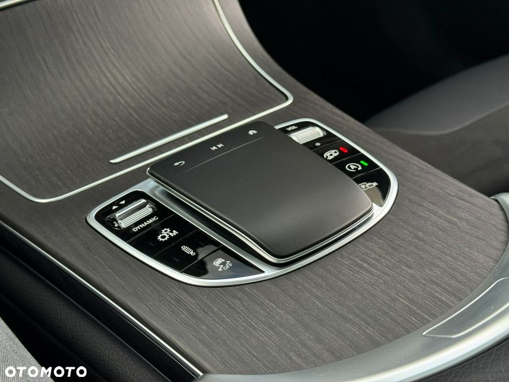 Mercedes-Benz GLC AMG 43 4Matic 9G-TRONIC - 37
