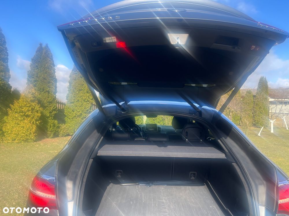 Mercedes-Benz GLE - 9