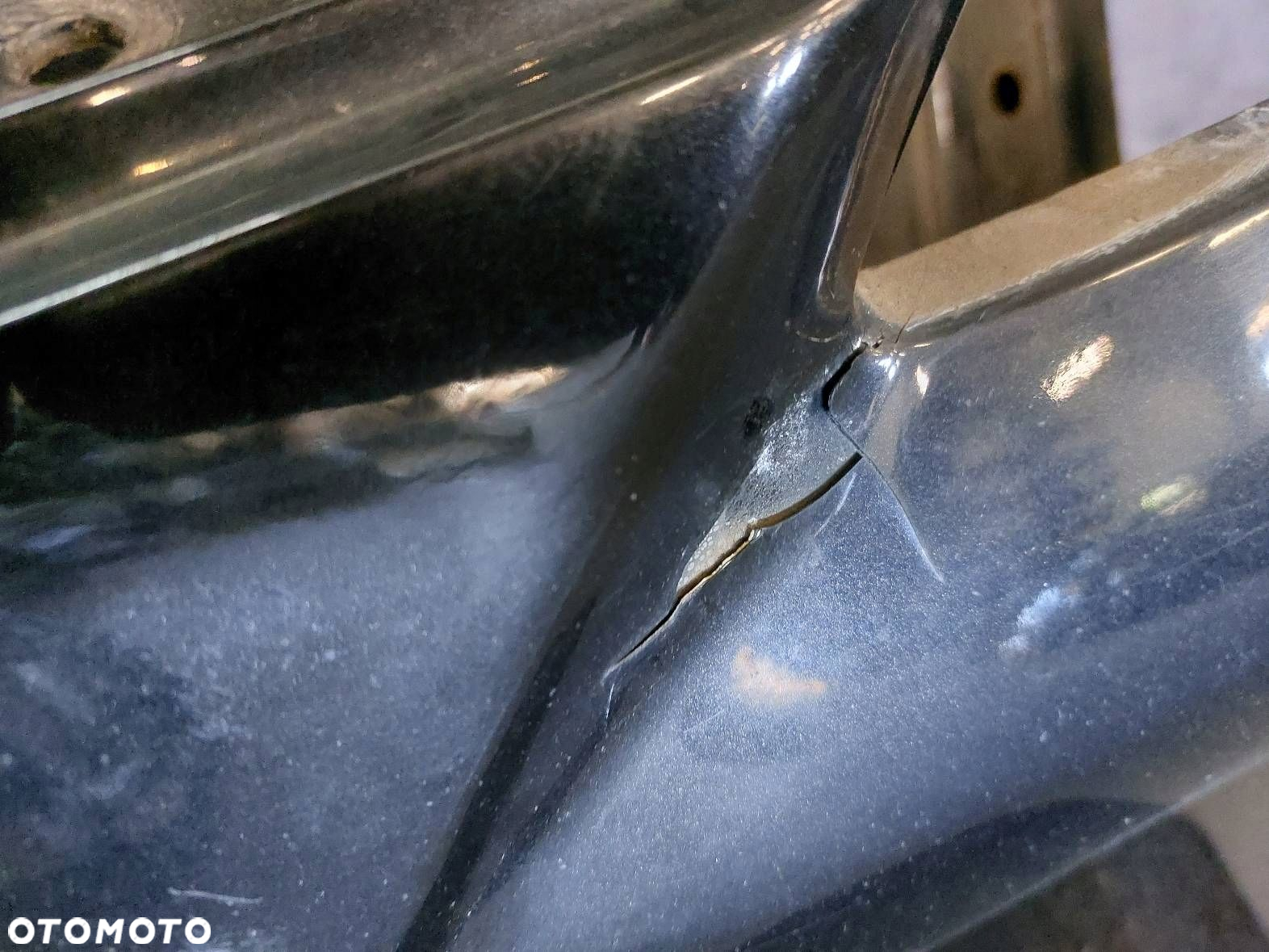 ZDERZAK LAMPA PRAWY + LEWY PRZÓD PAS PRZEDNI MAZDA 3 I 16W - 8