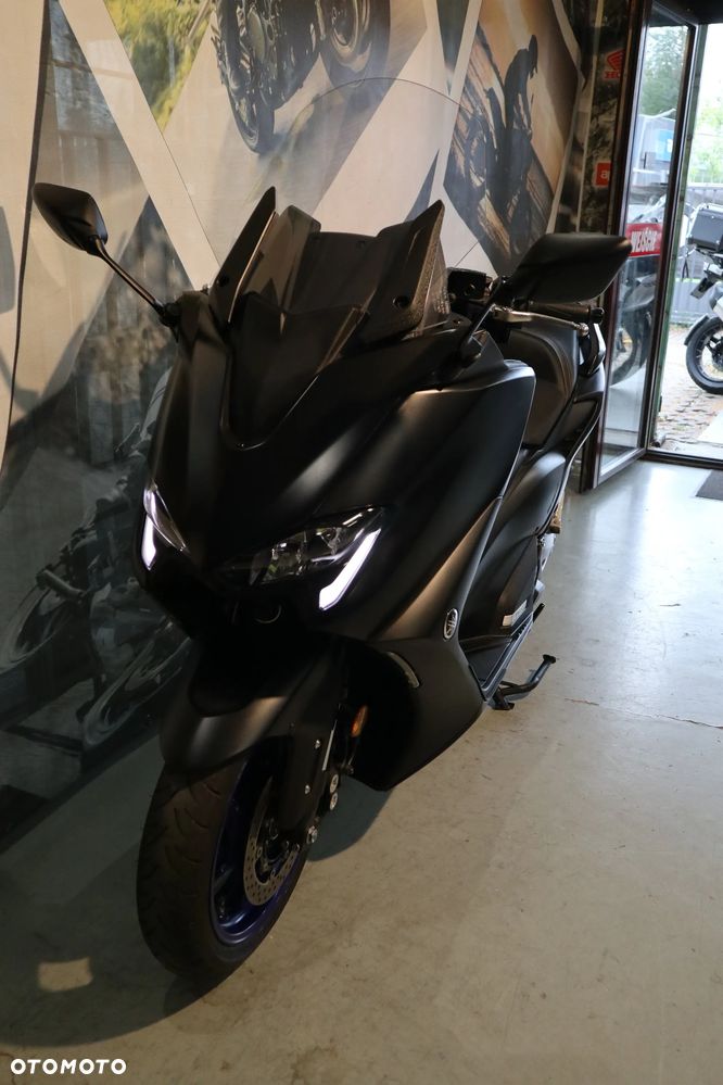 Yamaha Tmax - 5
