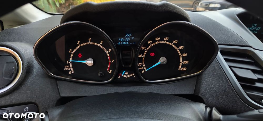 Ford Fiesta 1.25 Platinium X - 28