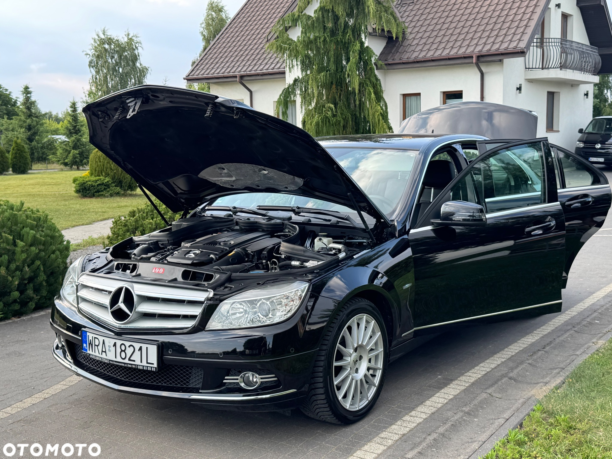 Mercedes-Benz Klasa C 180 T CGI Automatik BlueEFFICIENCY - 11