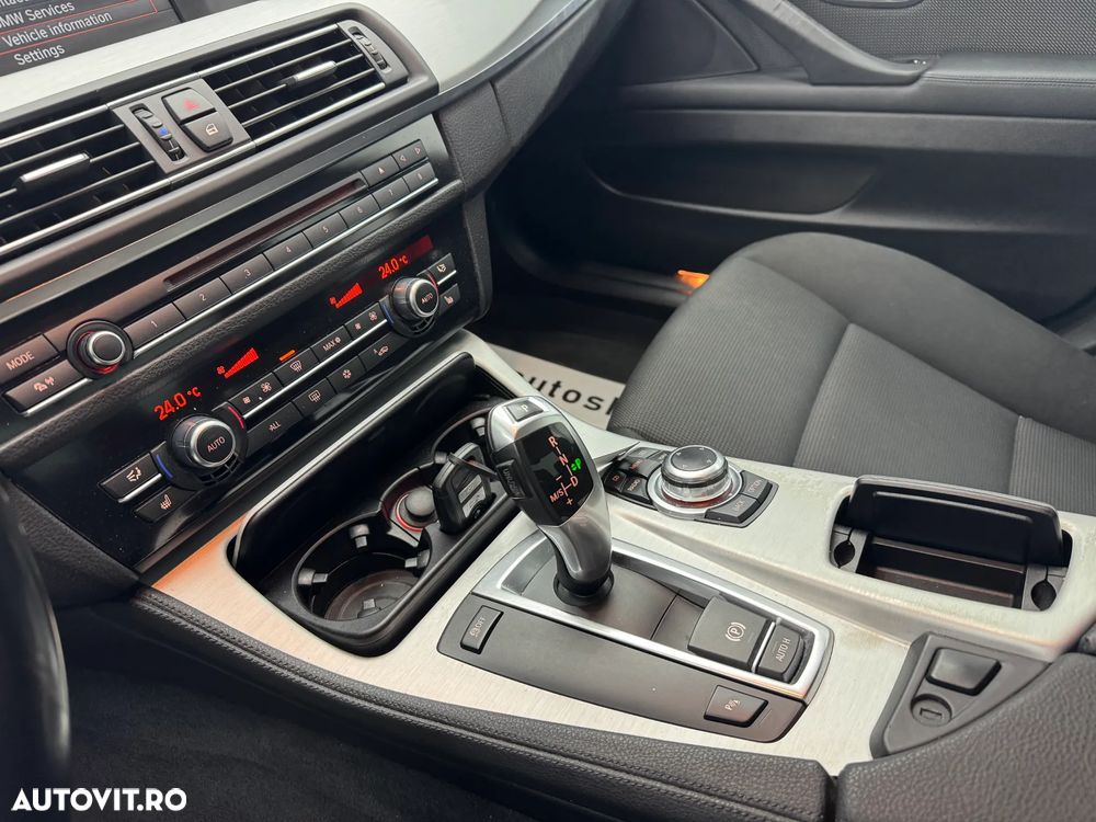 BMW Seria 5 525d Sport-Aut. - 20