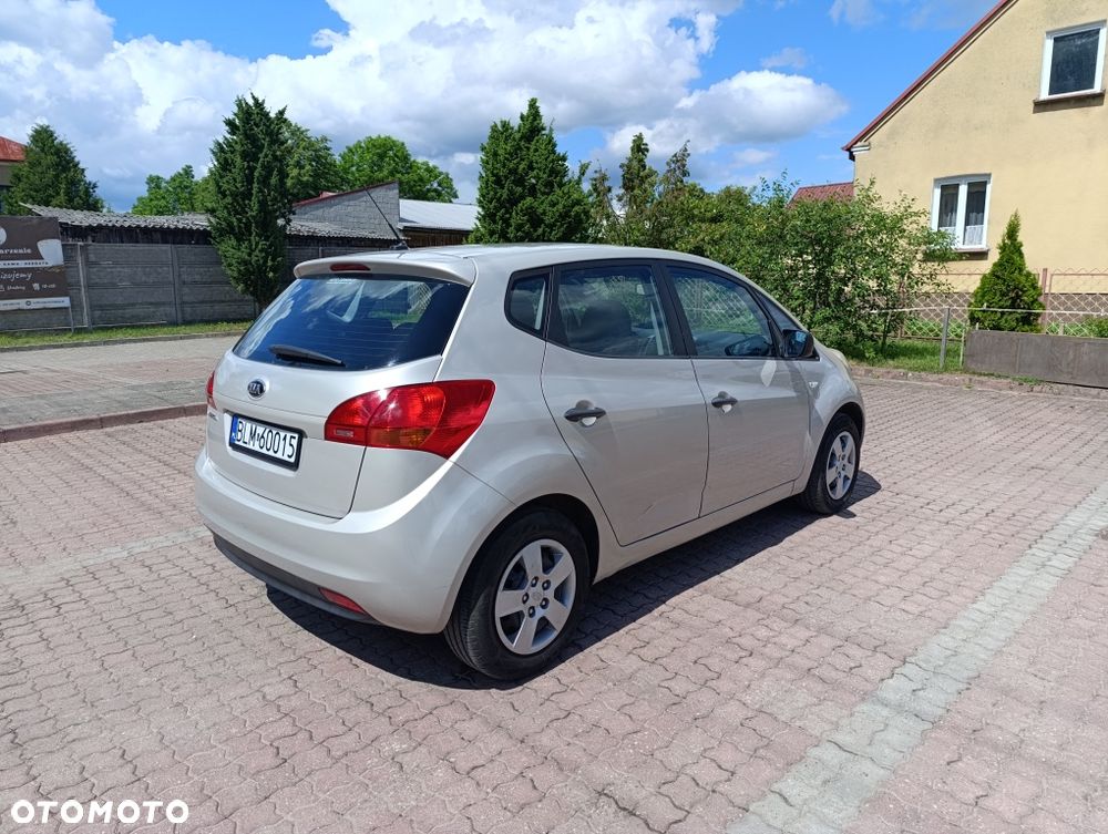 Kia Venga - 3