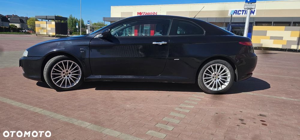 Alfa Romeo GT 1.9JTD 16V Black Line - 3