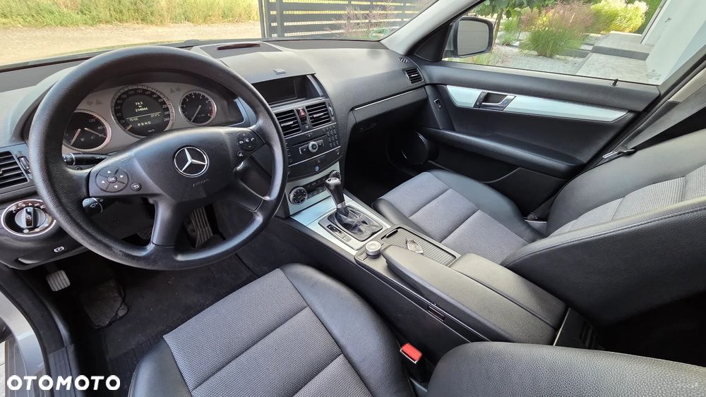 Mercedes-Benz Klasa C - 36