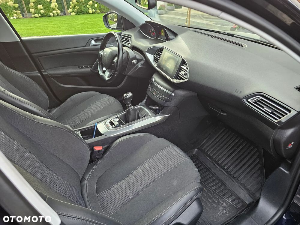 Peugeot 308 BlueHDi 130 Stop & Start Allure - 5