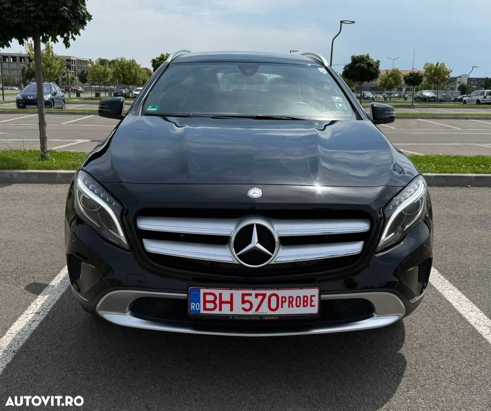 MERCEDES-BENZ GLA