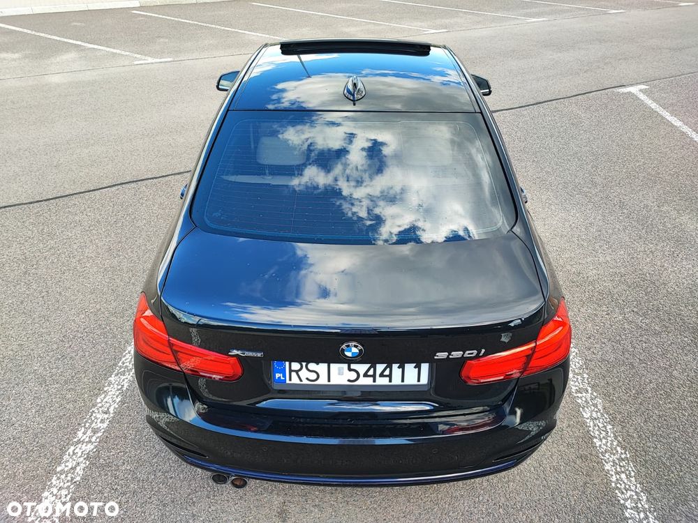BMW Seria 3 330i xDrive Luxury Line - 8