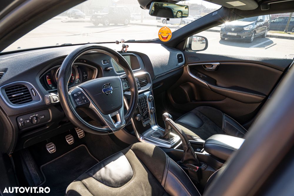 Volvo V40 D2 Momentum - 13