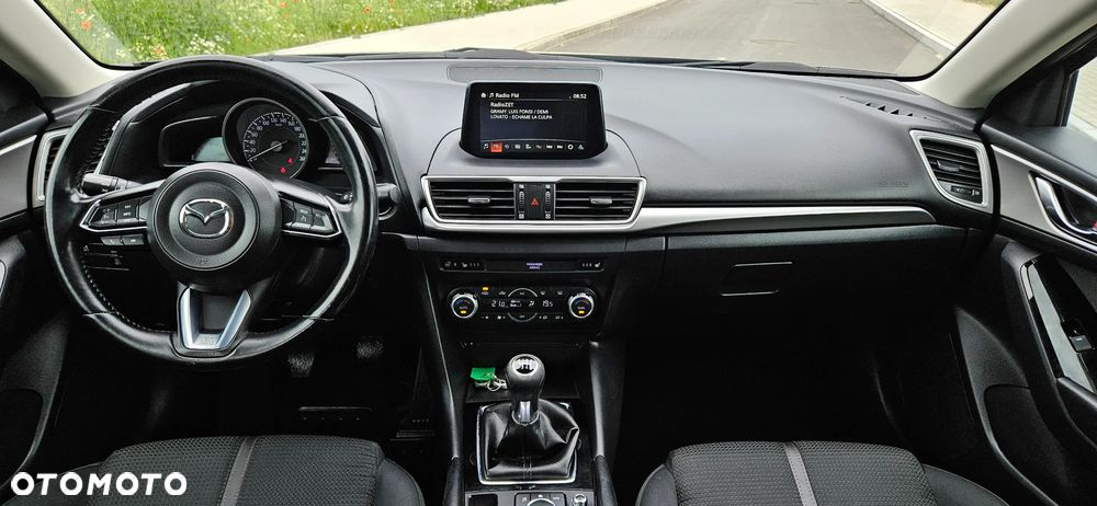 Mazda 3 - 8