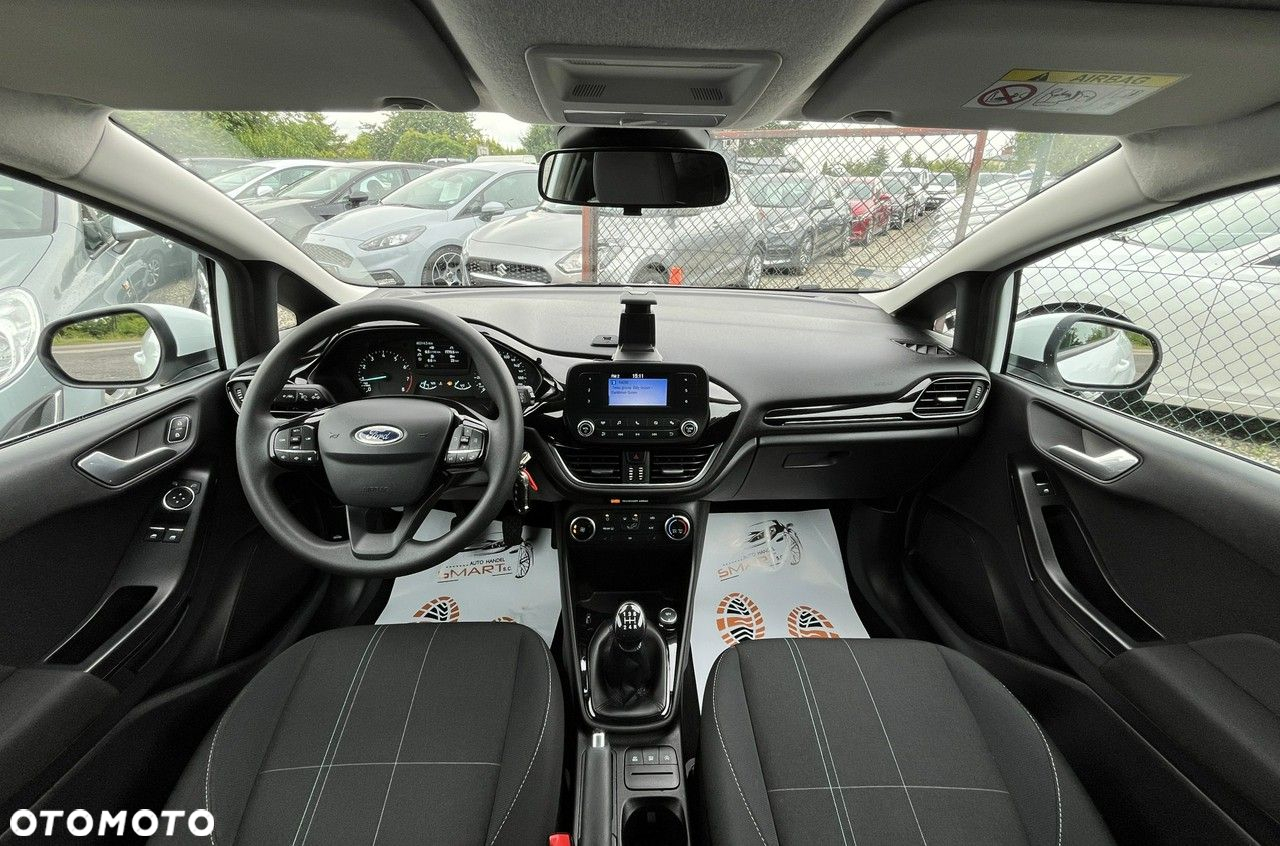 Ford Fiesta - 17