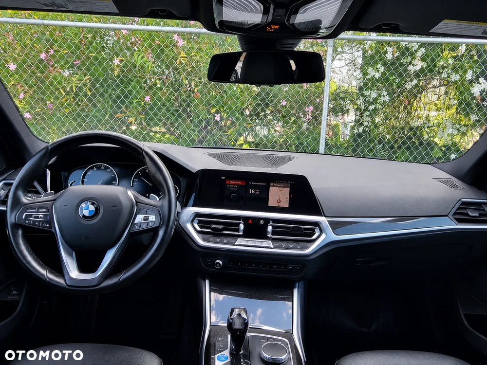BMW Seria 3 - 8