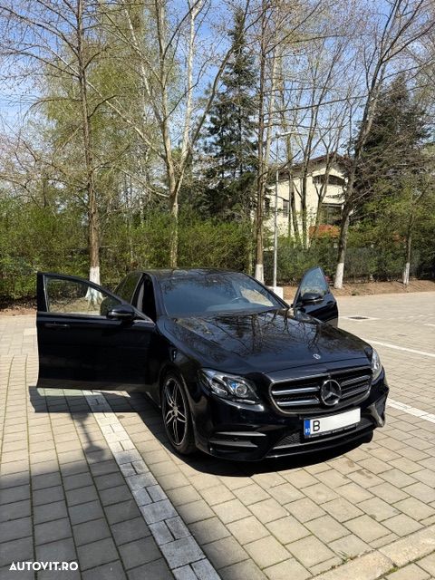 Mercedes-Benz E 200 4MATIC Aut. - 3