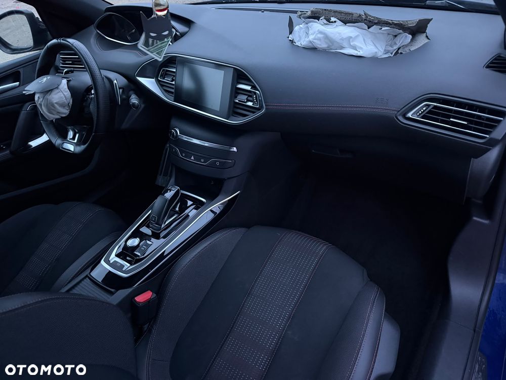 Peugeot 308 PureTech 130 GPF EAT8 Stop & Start GT Pack - 10