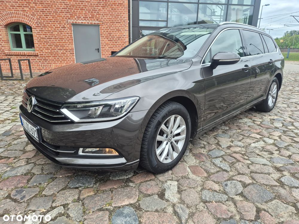 Volkswagen Passat 2.0 TDI (BlueMotion Technology) DSG Comfortline - 36