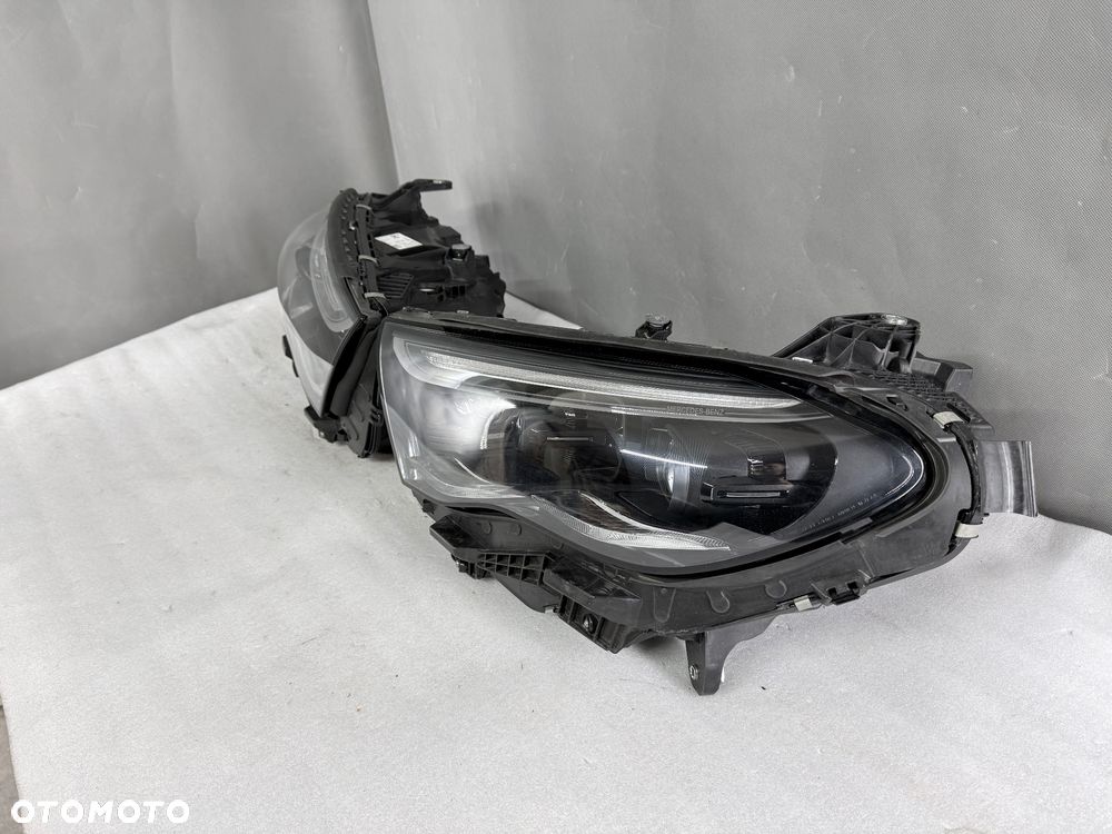 Komplet reflektorów przednich Komplet Mercedes E klasa  W214 A214 Digital - 3