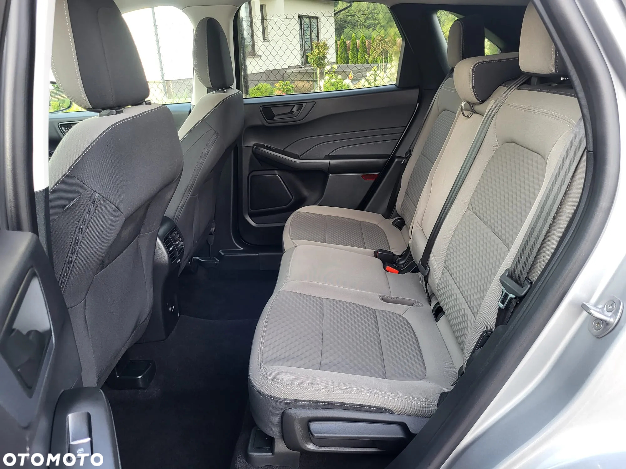 Ford Kuga - 24