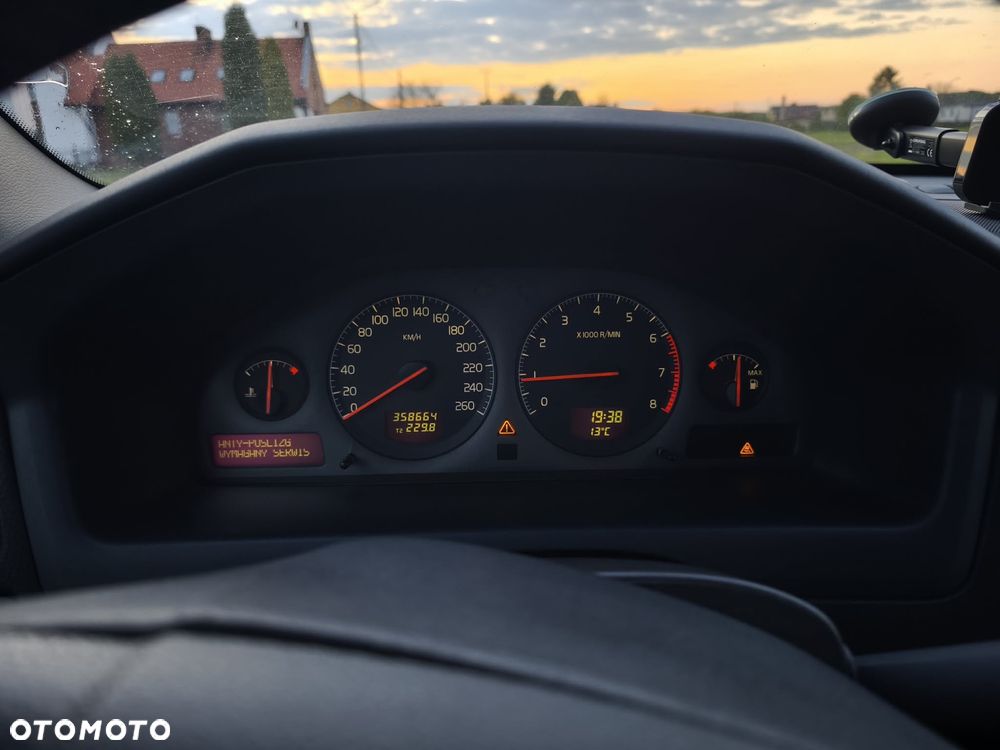 Volvo V70 2.4 - 5