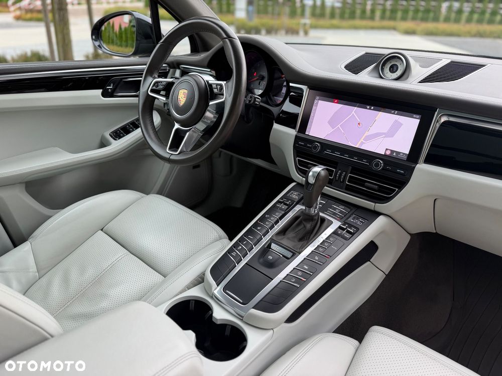 Porsche Macan - 9