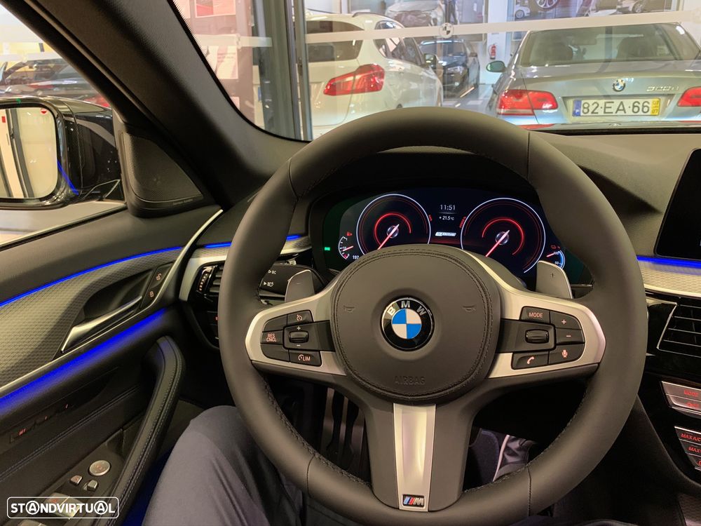 BMW 530 e iPerformance Pack M - 22