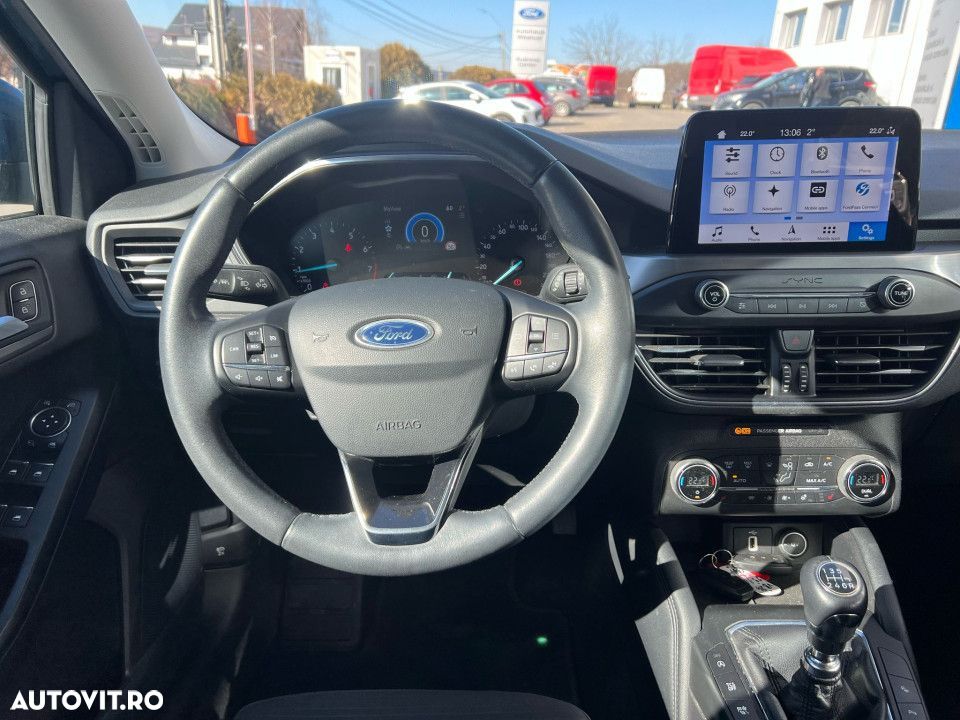 Ford Focus - 17