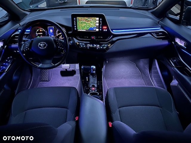 Toyota C-HR Lounge - 16
