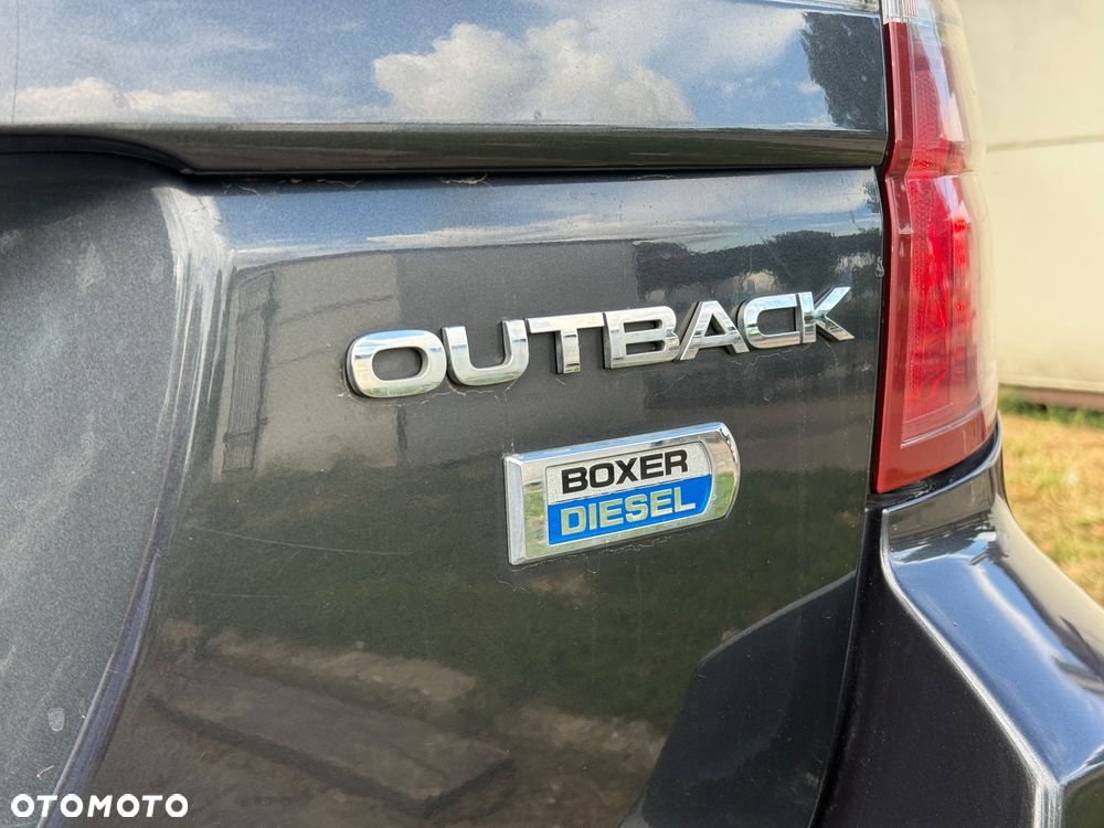 Subaru Outback 2.0D RA HID - 12
