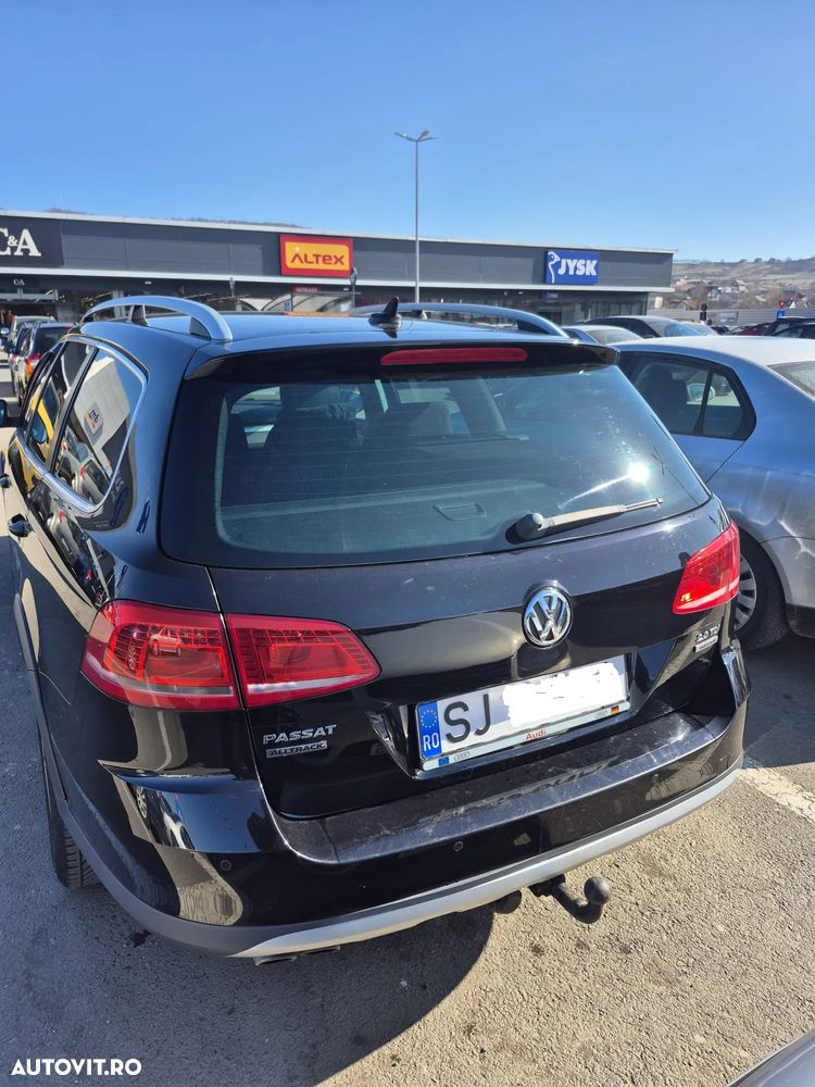 Volkswagen Passat Alltrack 2.0 TDI 4Motion BlueMotion Tec - 2