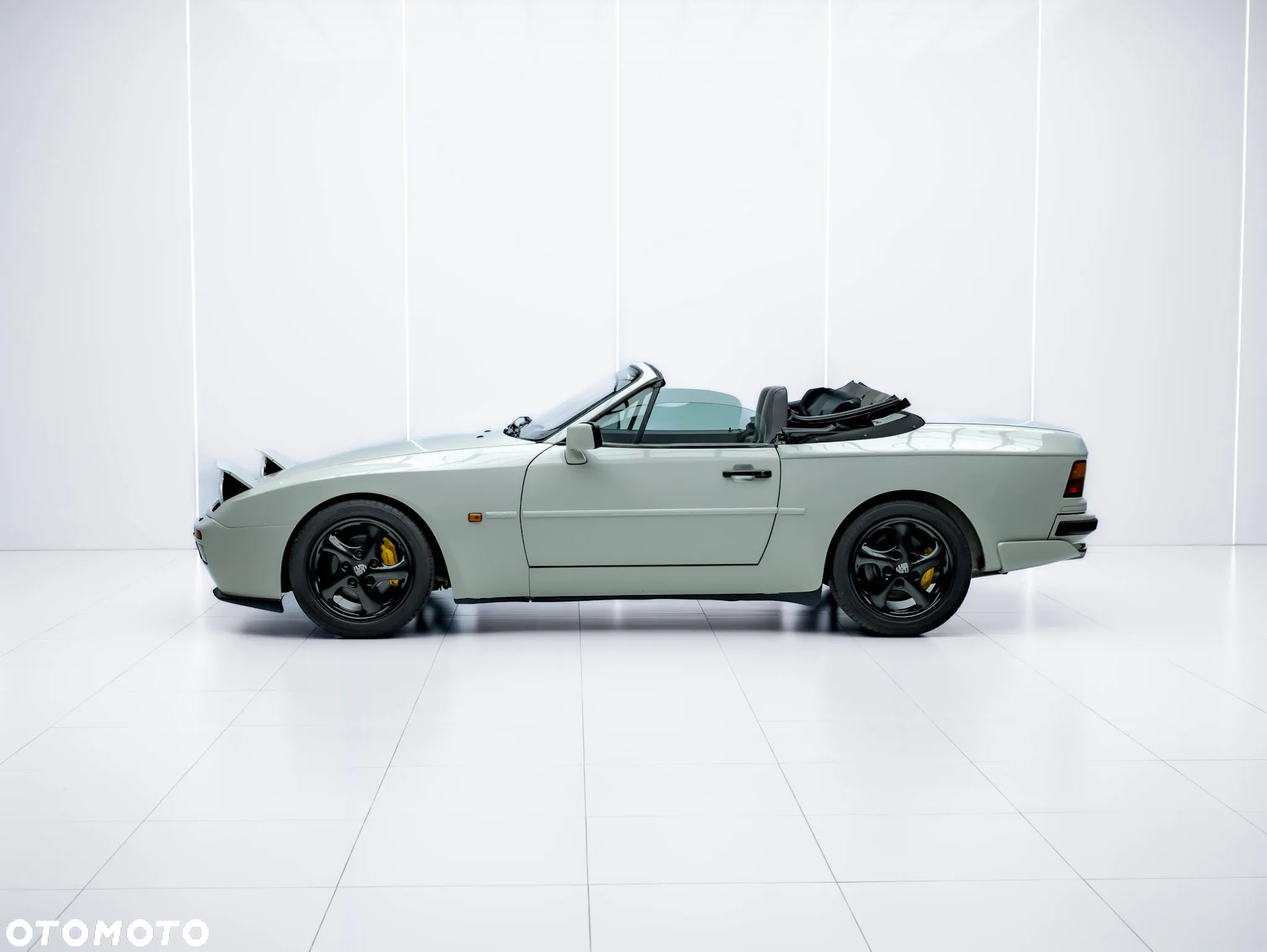 Porsche 944 3.0 S2 Cabriolet - 7
