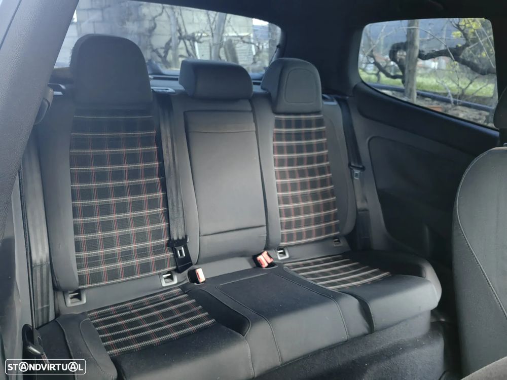 VW Golf 2.0 GTi - 20
