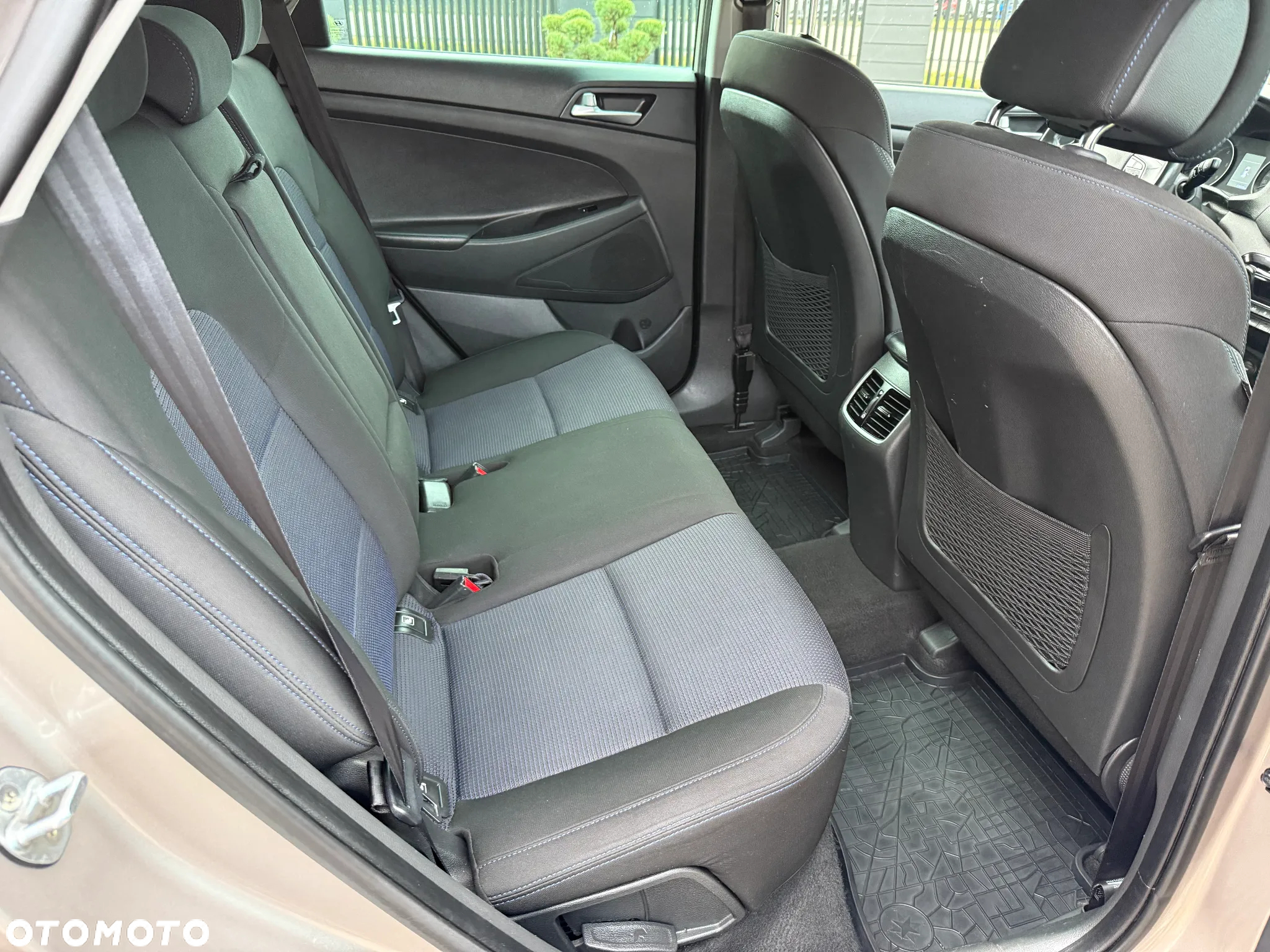 Hyundai Tucson 1.7 CRDI BlueDrive Comfort 2WD - 24