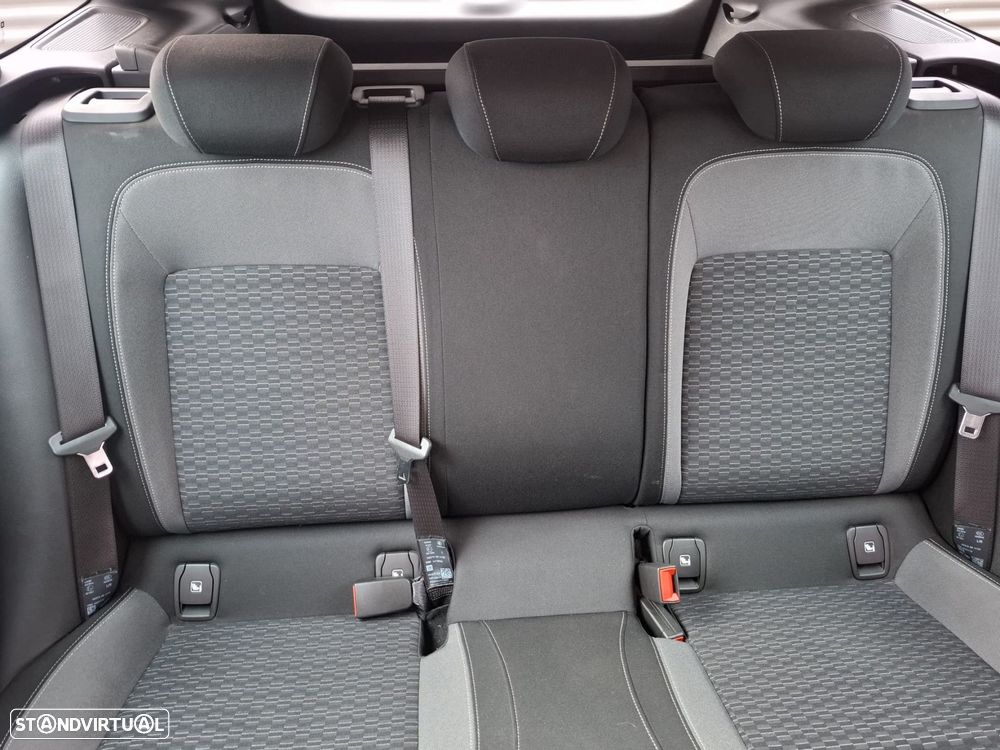 Opel Astra Sports Tourer 1.2 T Design & Tech S/S - 21