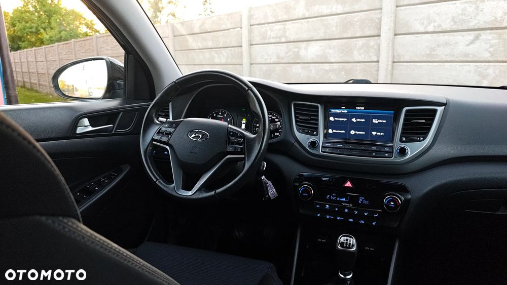 Hyundai Tucson 1.6 GDi 2WD Pure - 27
