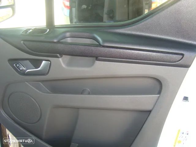 Ford TRANSIT  CUSTOM 280 L1 - 28