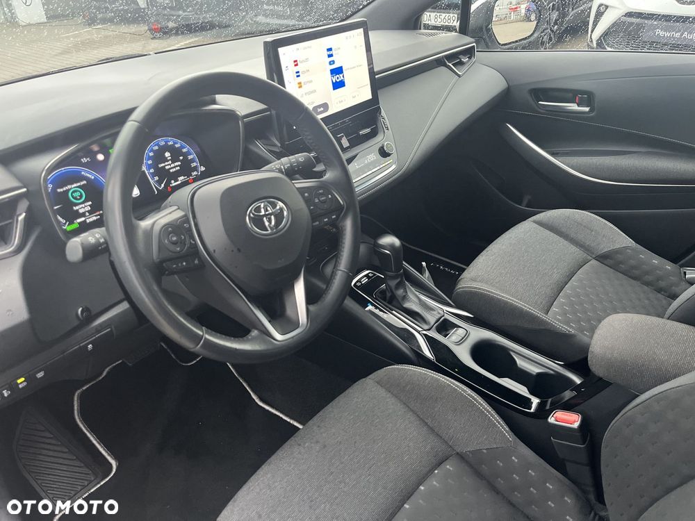 Toyota Corolla - 10