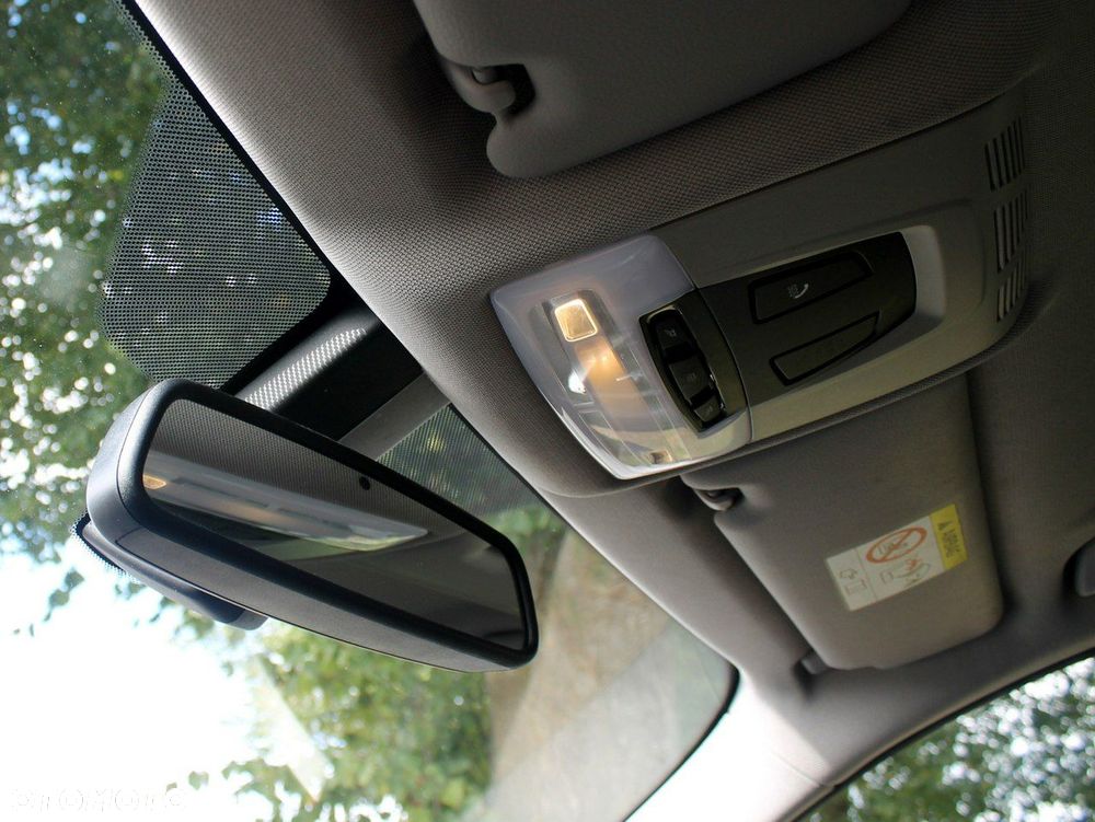BMW Seria 3 - 28