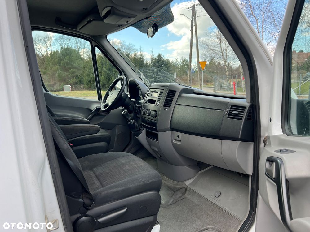 Mercedes-Benz SPRINTER - 7