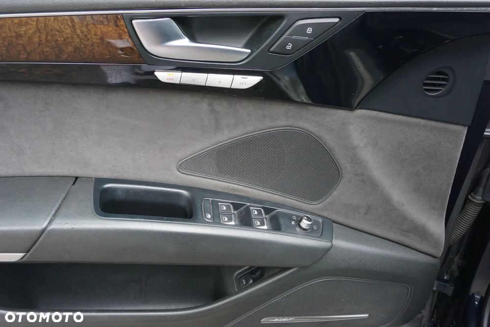 Audi A8 4.2 TDI DPF quattro tiptronic - 17