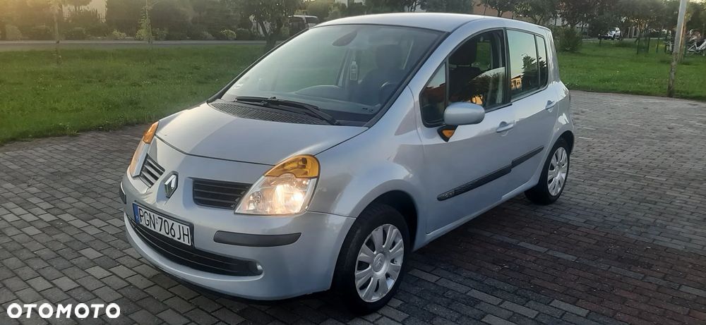 Renault Modus 1.6 16V Privilege - 6